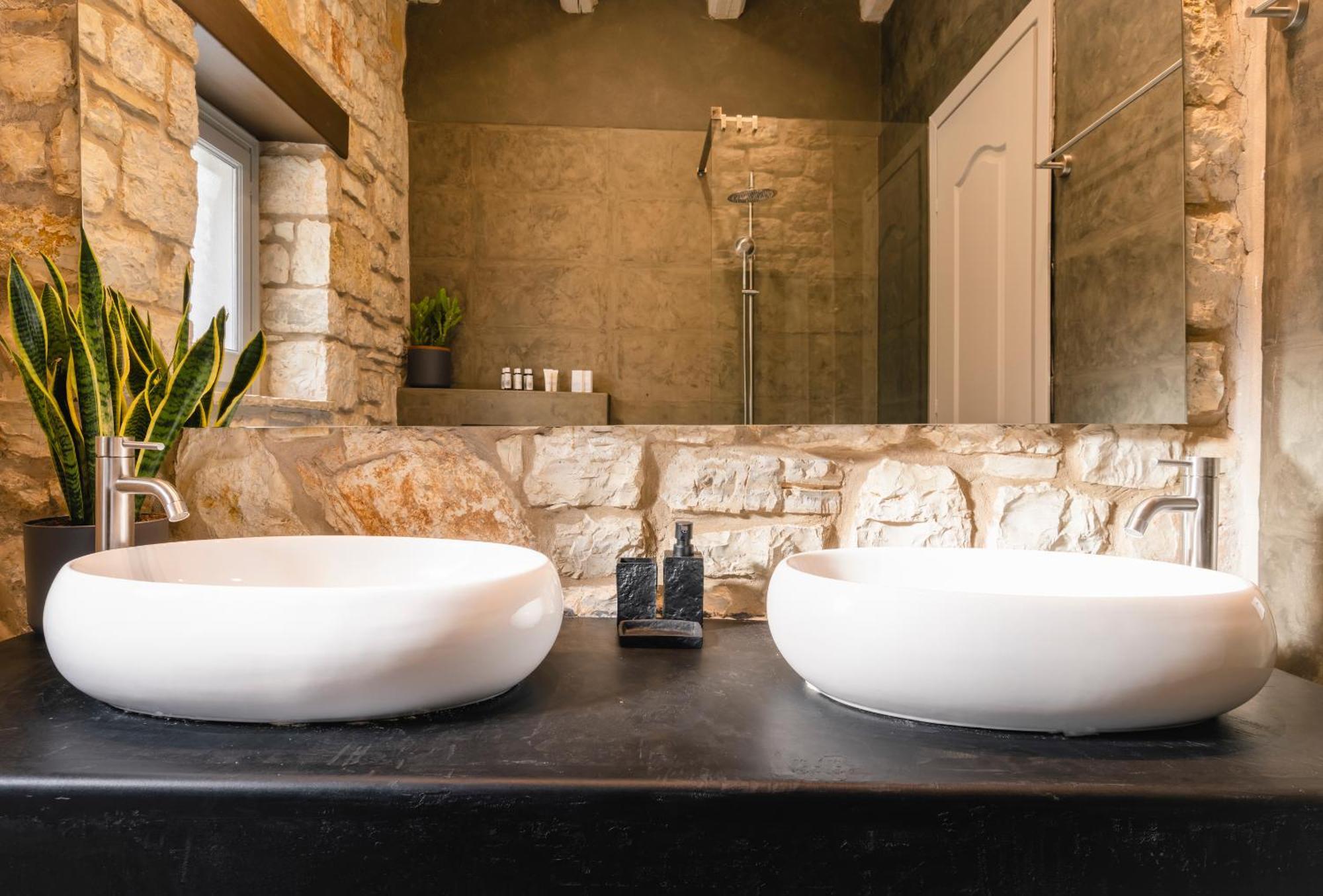 Ionian Stone Luxury In Corfu * Pithos