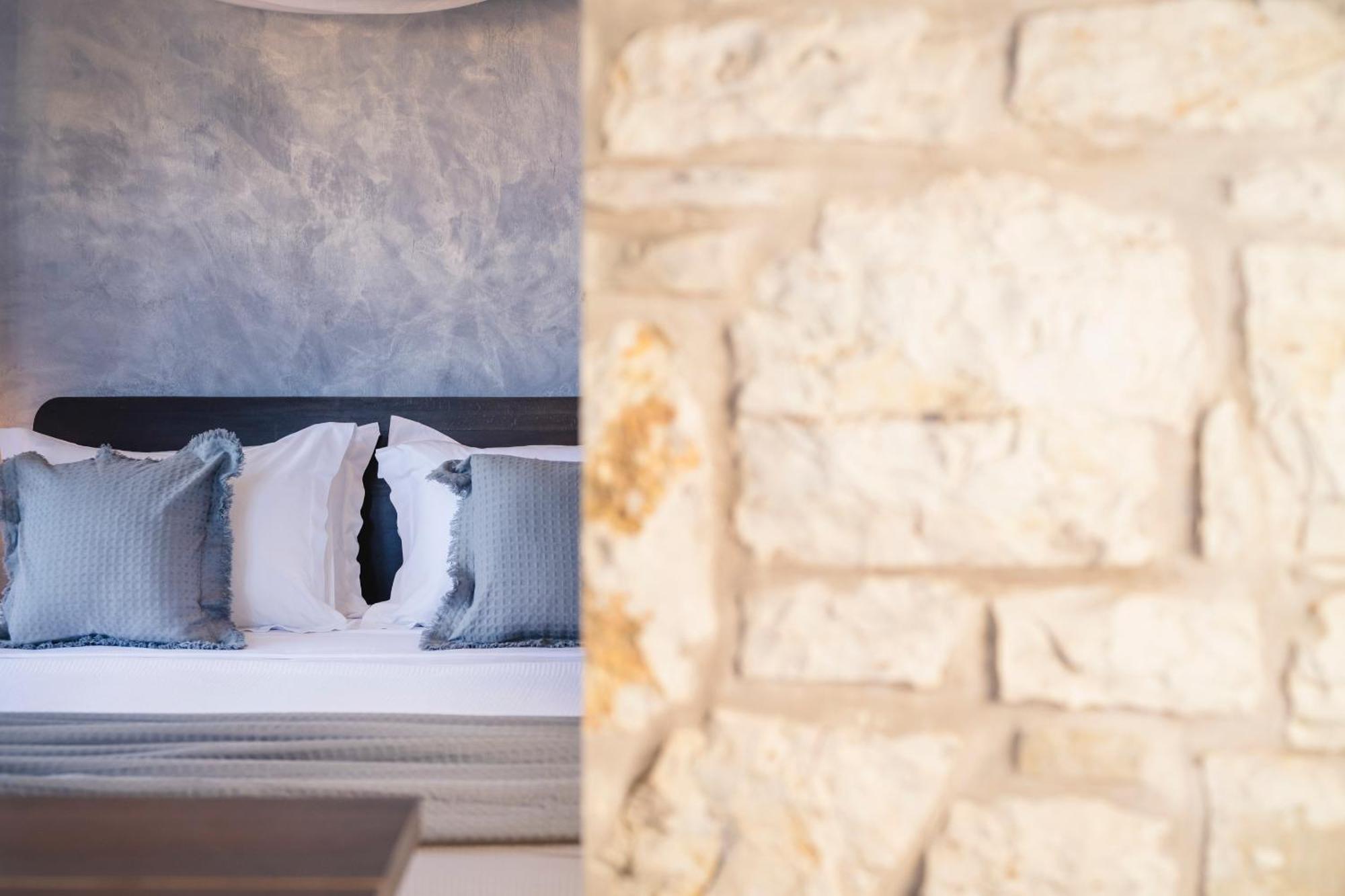Ionian Stone Luxury In Corfu * Pithos