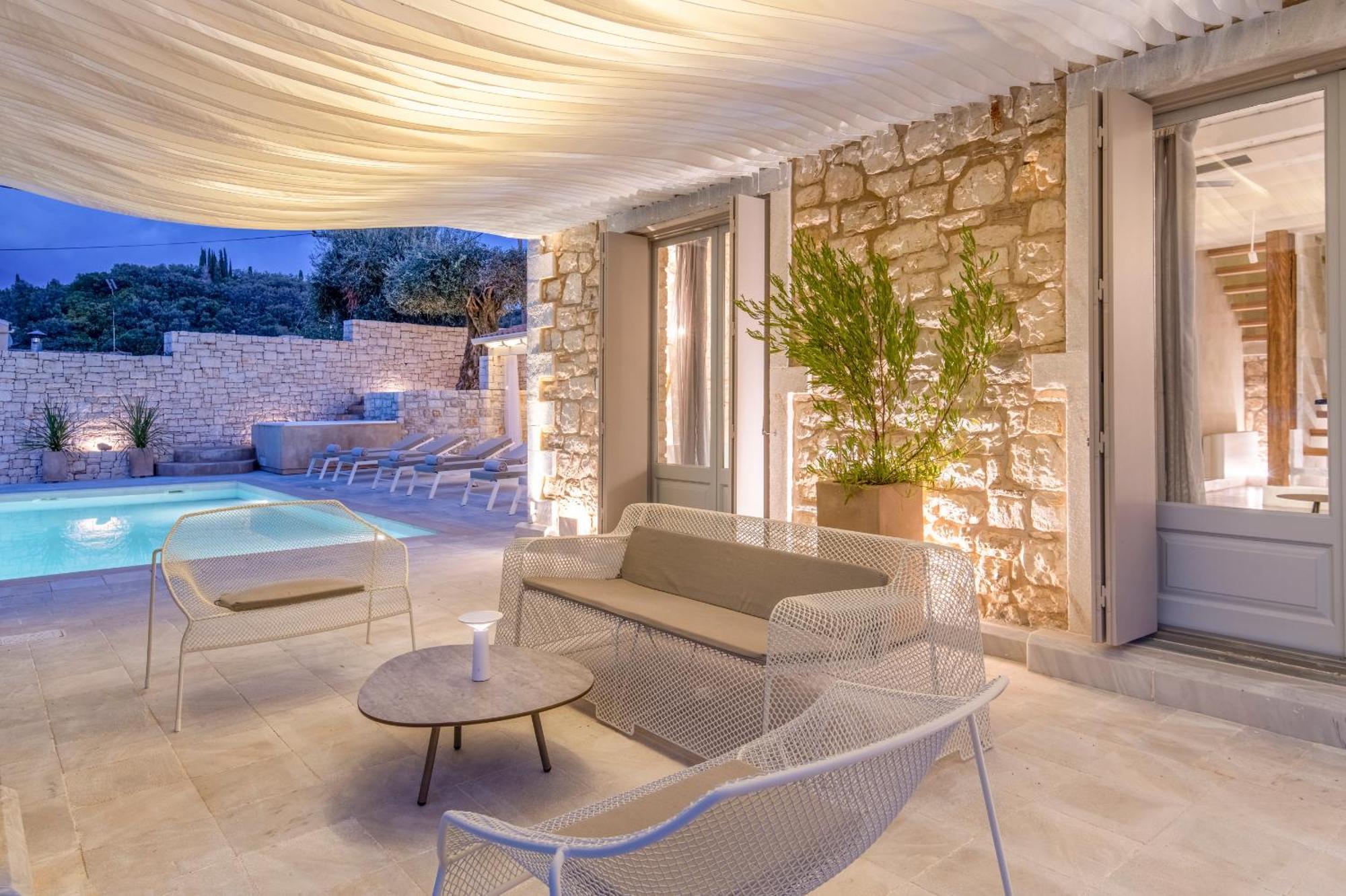 Villa Ionian Stone Luxury In Corfu Pithos