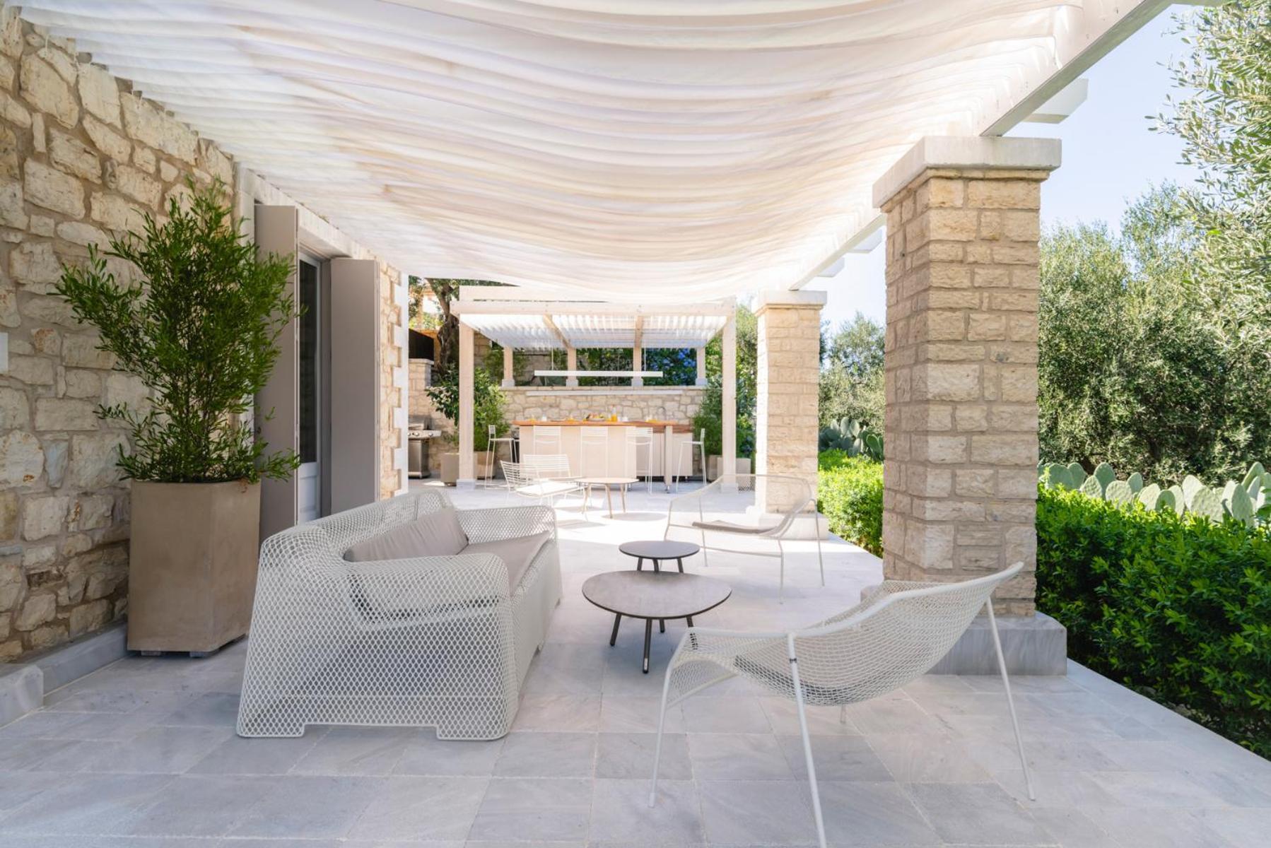 Ionian Stone Luxury In Corfu * Pithos